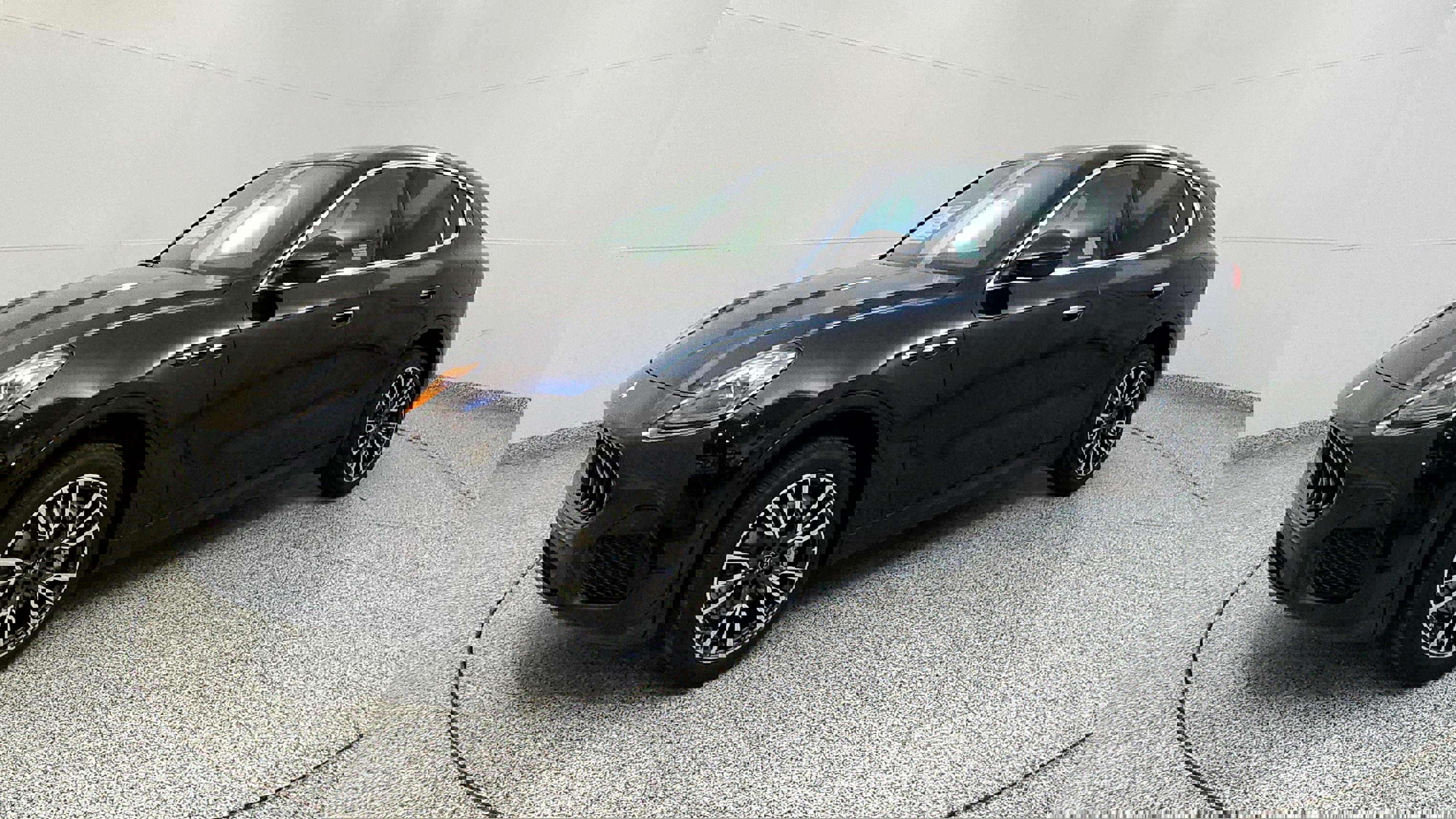New 2025 Maserati Grecale GT image 3
