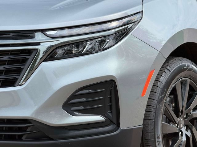 Used 2023 Chevrolet Equinox LS w/ LS Convenience Package FWD image 10