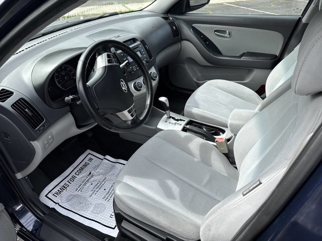 Used 2009 Hyundai Elantra SE FWD image 5