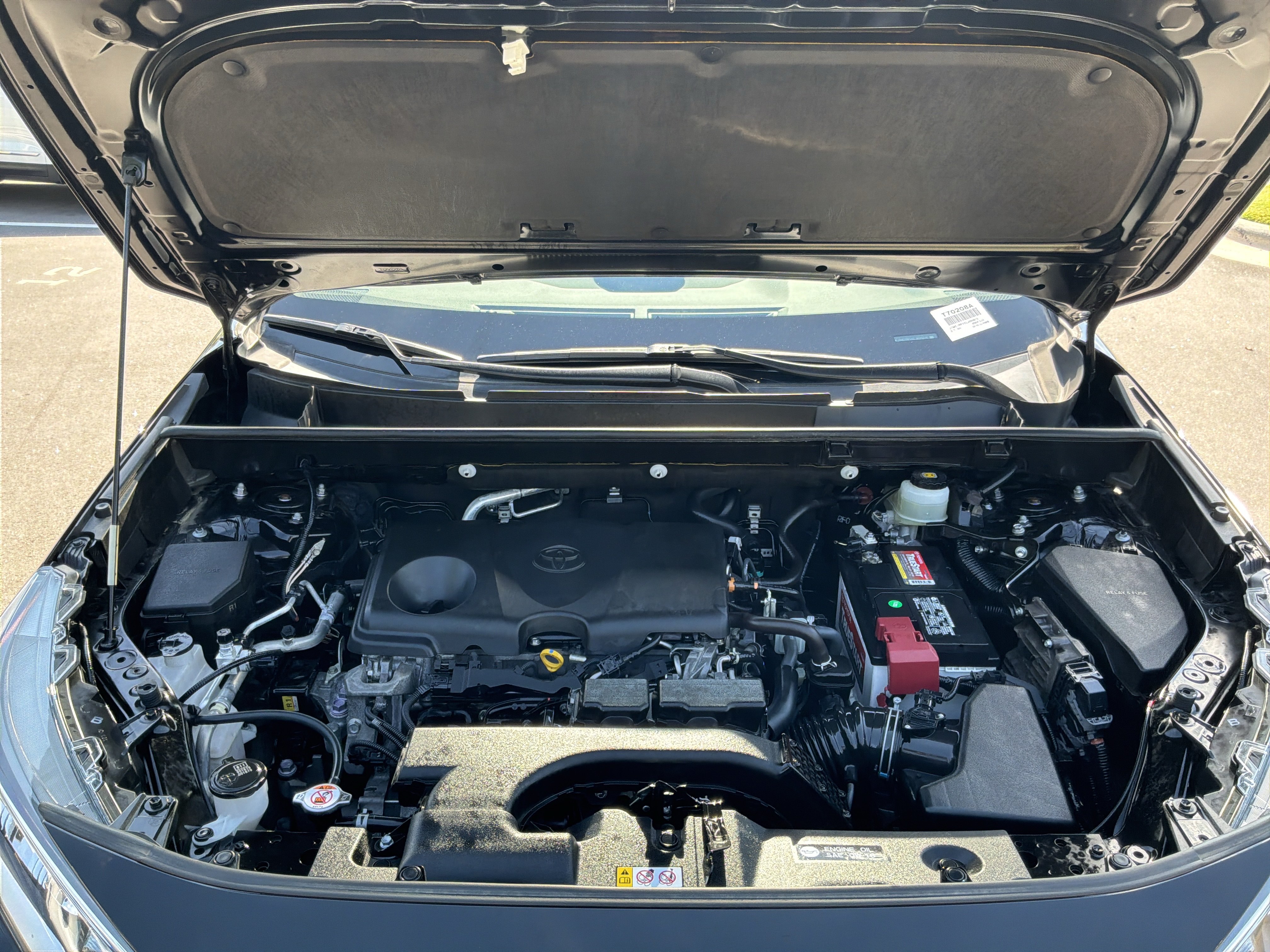 Used 2020 Toyota RAV4 XLE Premium FWD image 34