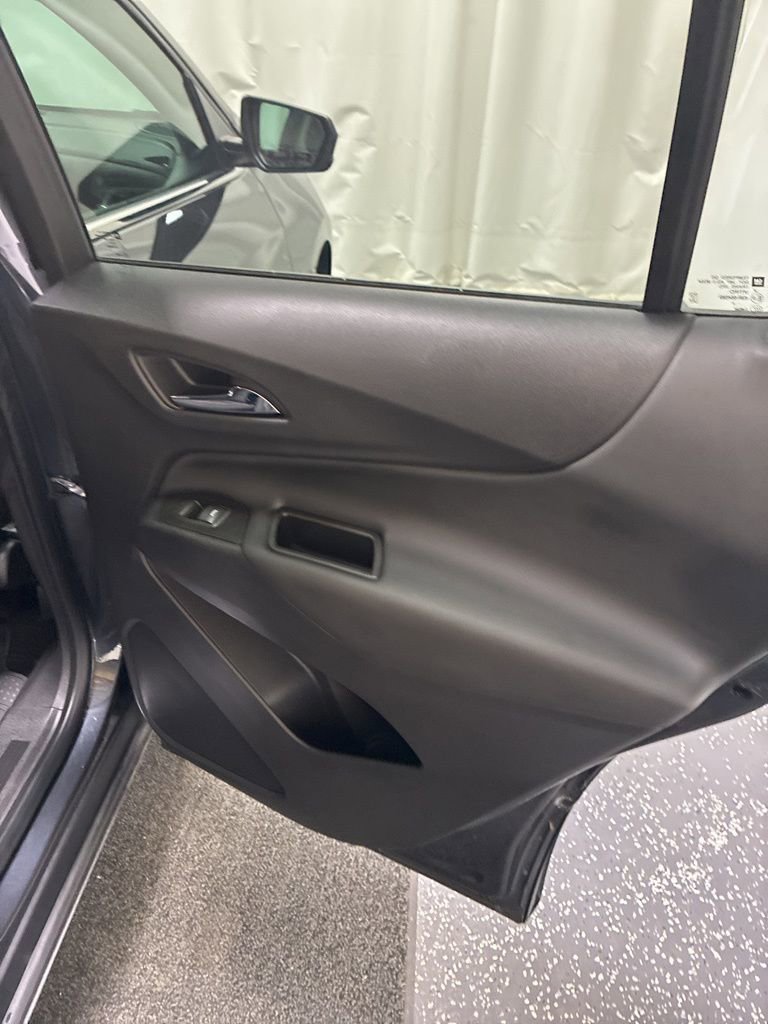 Used 2022 Chevrolet Equinox LT AWD/4WD image 28