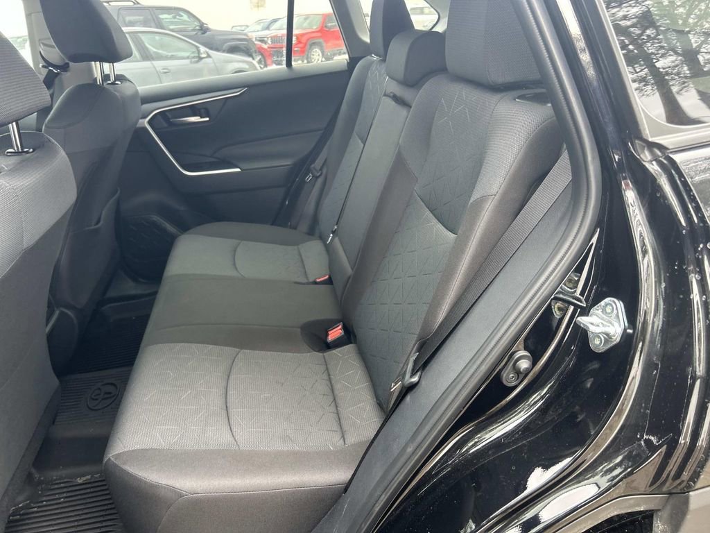Certified 2025 Toyota RAV4 XLE image 20