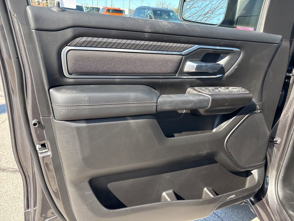New 2026 RAM 1500 4x4 Crew Cab image 8