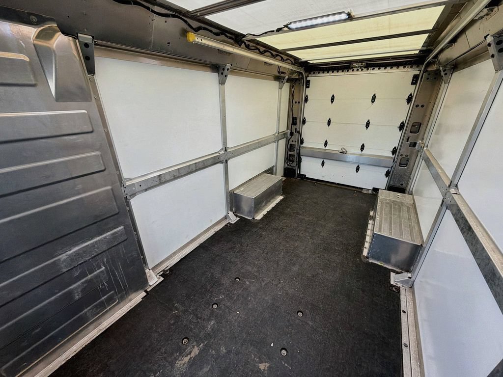 Used 2024 Chevrolet Brightdrop 600 w/ Commercial Equipment Package AWD/4WD image 23