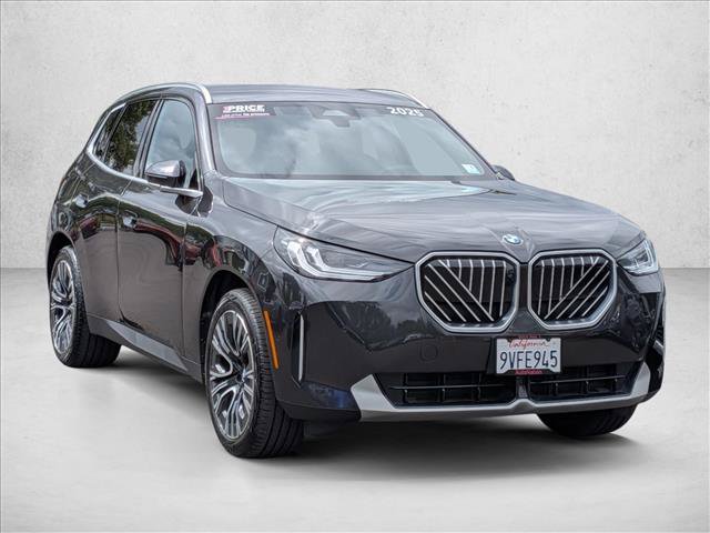 Used 2025 BMW X3 xDrive30i w/ Premium Package AWD/4WD image 3