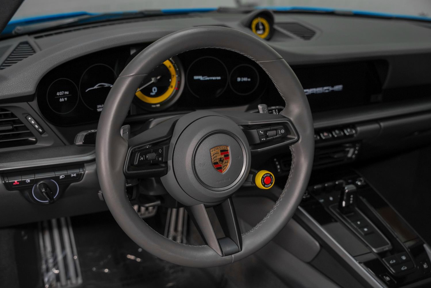Used 2023 Porsche 911 Carrera w/ Sport Chrono Package RWD image 37