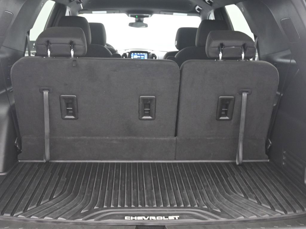 Used 2023 Chevrolet Traverse LT w/ LPO, Floor Liner Package AWD/4WD image 16