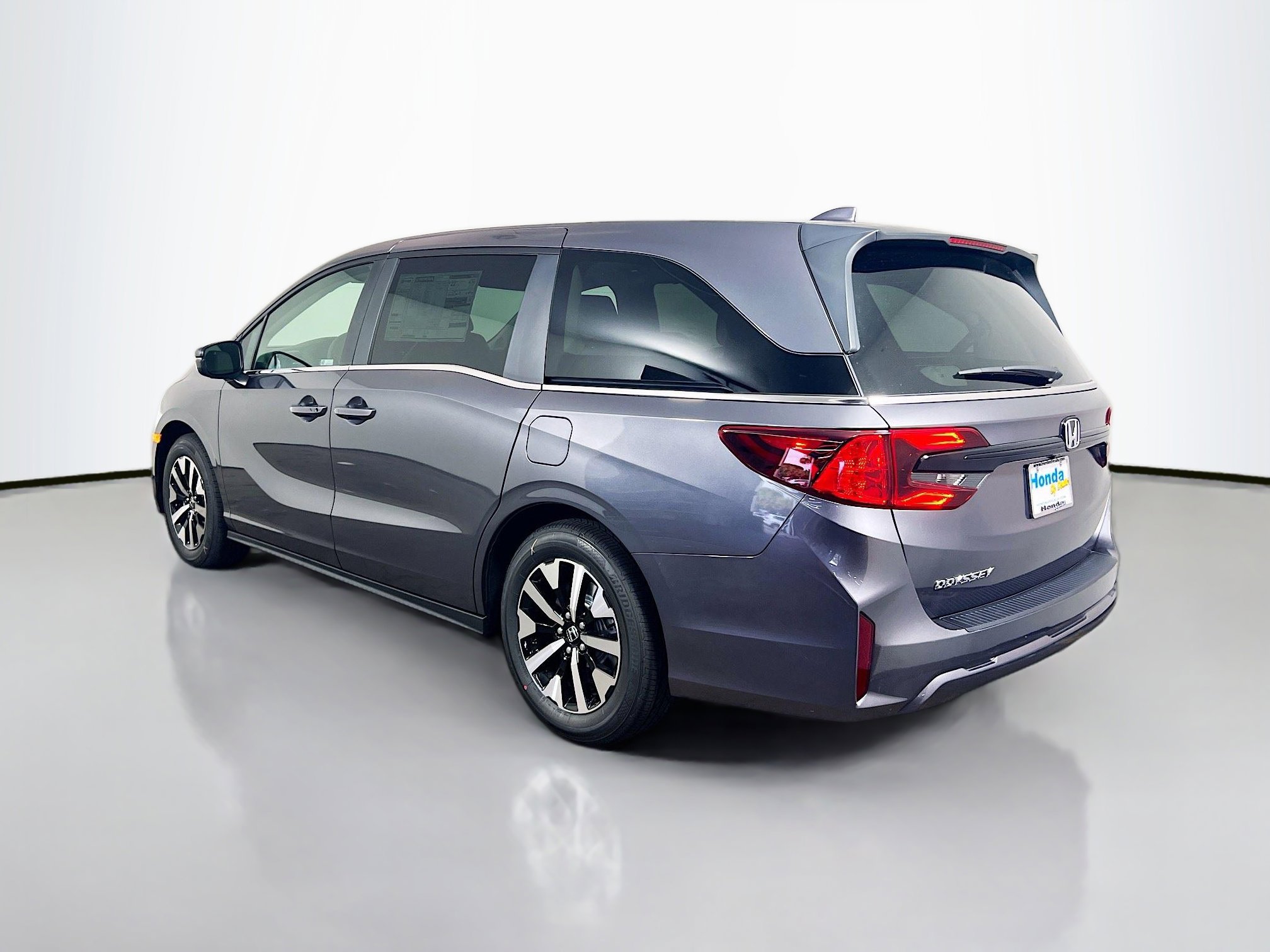 New 2026 Honda Odyssey EX-L image 5