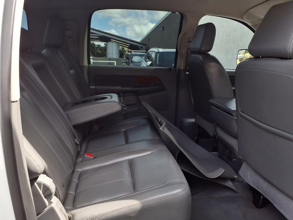 Used 2006 Dodge Ram 3500 Truck Laramie w/ Protection Group AWD/4WD image 22