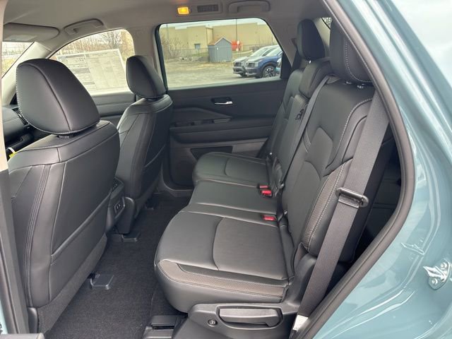 New 2026 Nissan Pathfinder SL AWD/4WD image 11