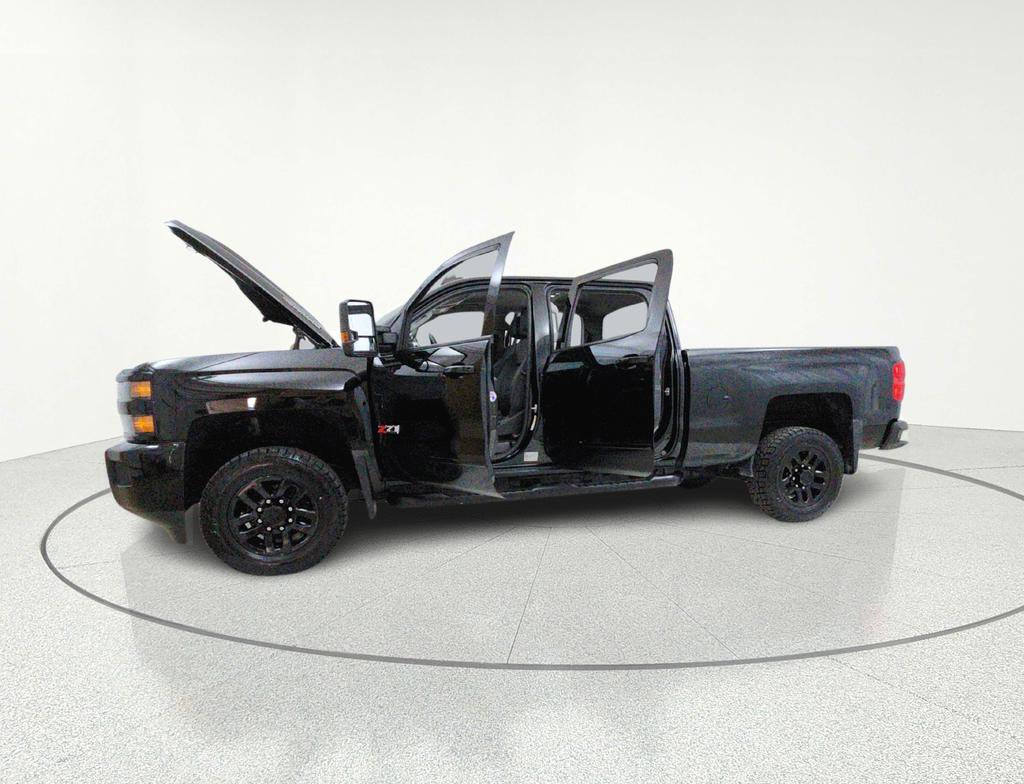 Used 2018 Chevrolet Silverado 2500 LTZ w/ Duramax Plus Package AWD/4WD image 13