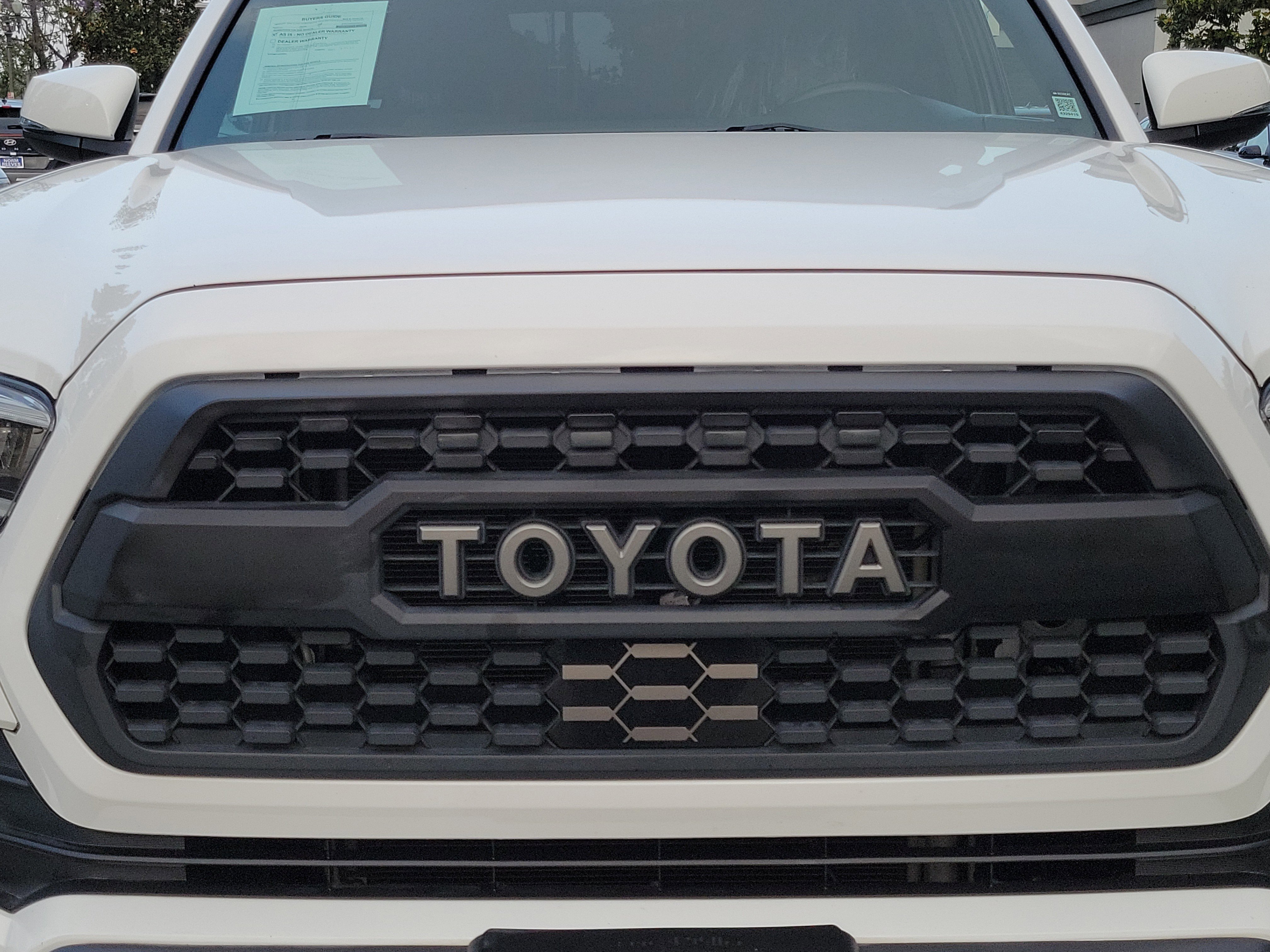 Used 2021 Toyota Tacoma TRD Off-Road w/ Technology Package AWD/4WD image 28