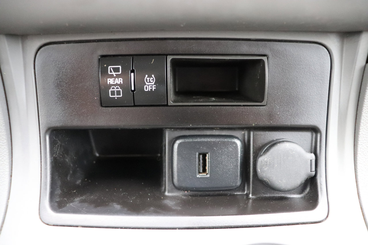 Used 2017 Chevrolet Traverse LS image 36