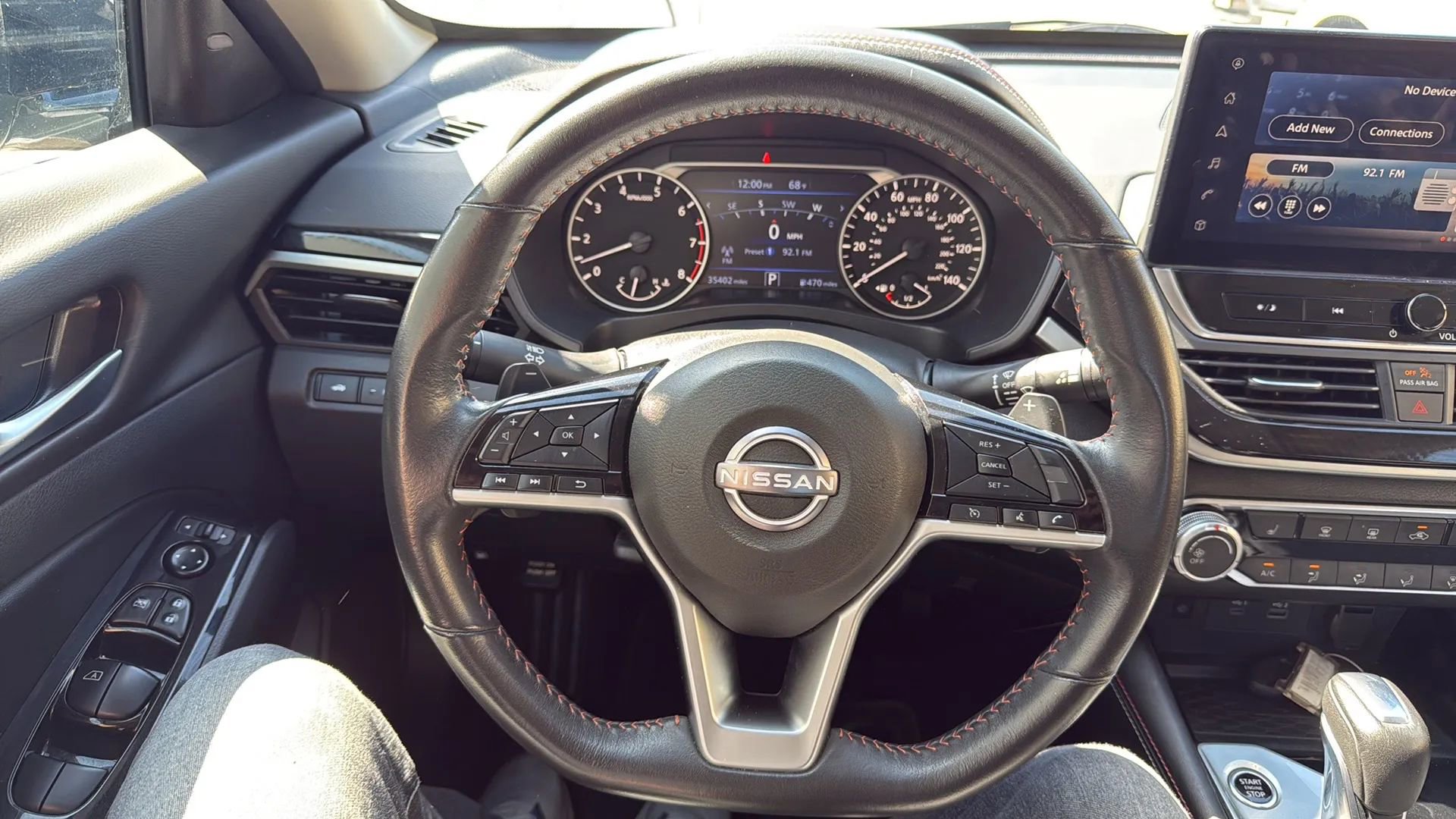 Used 2024 Nissan Altima 2.5 SR w/ SR Premium Package image 10