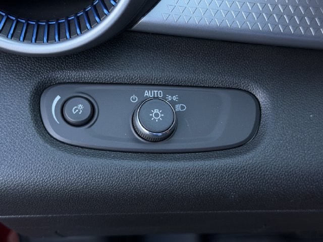 New 2026 Chevrolet Trax LS w/ LS Convenience Package FWD image 17