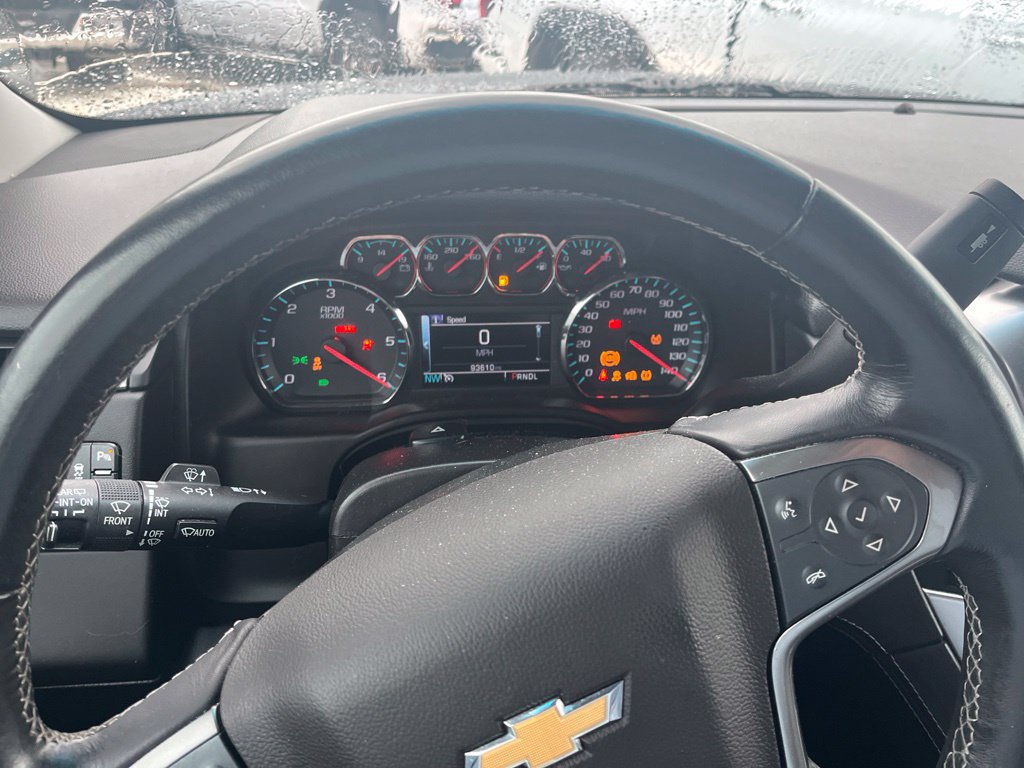 Used 2019 Chevrolet Tahoe LS w/ Enhanced Driver Alert Package RWD image 10