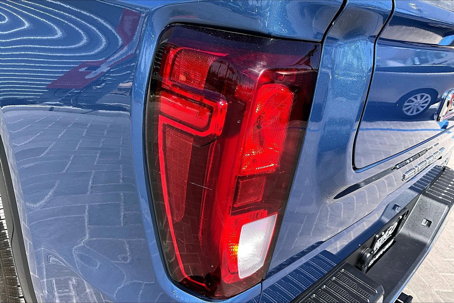 Used 2024 GMC Sierra 1500 SLE image 29