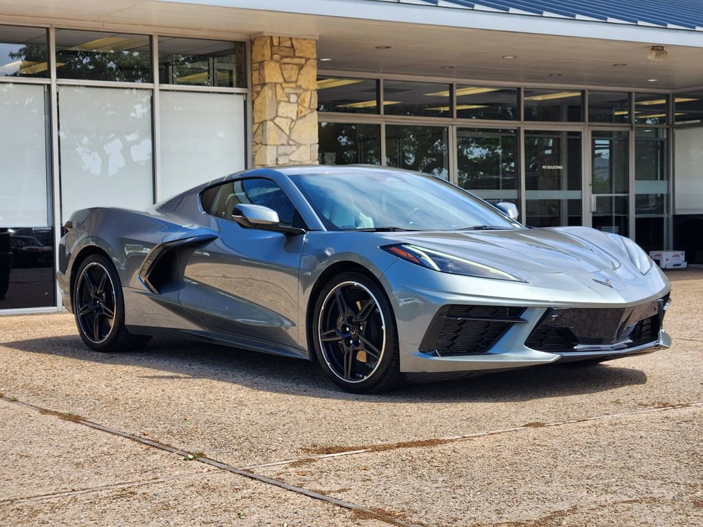 Used 2024 Chevrolet Corvette Stingray Preferred Cpe w/ 2LT RWD image 3