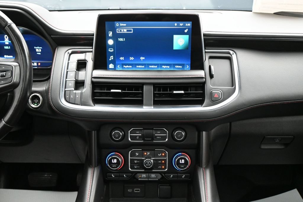 Used 2022 Chevrolet Suburban RST w/ Luxury Package AWD/4WD image 21