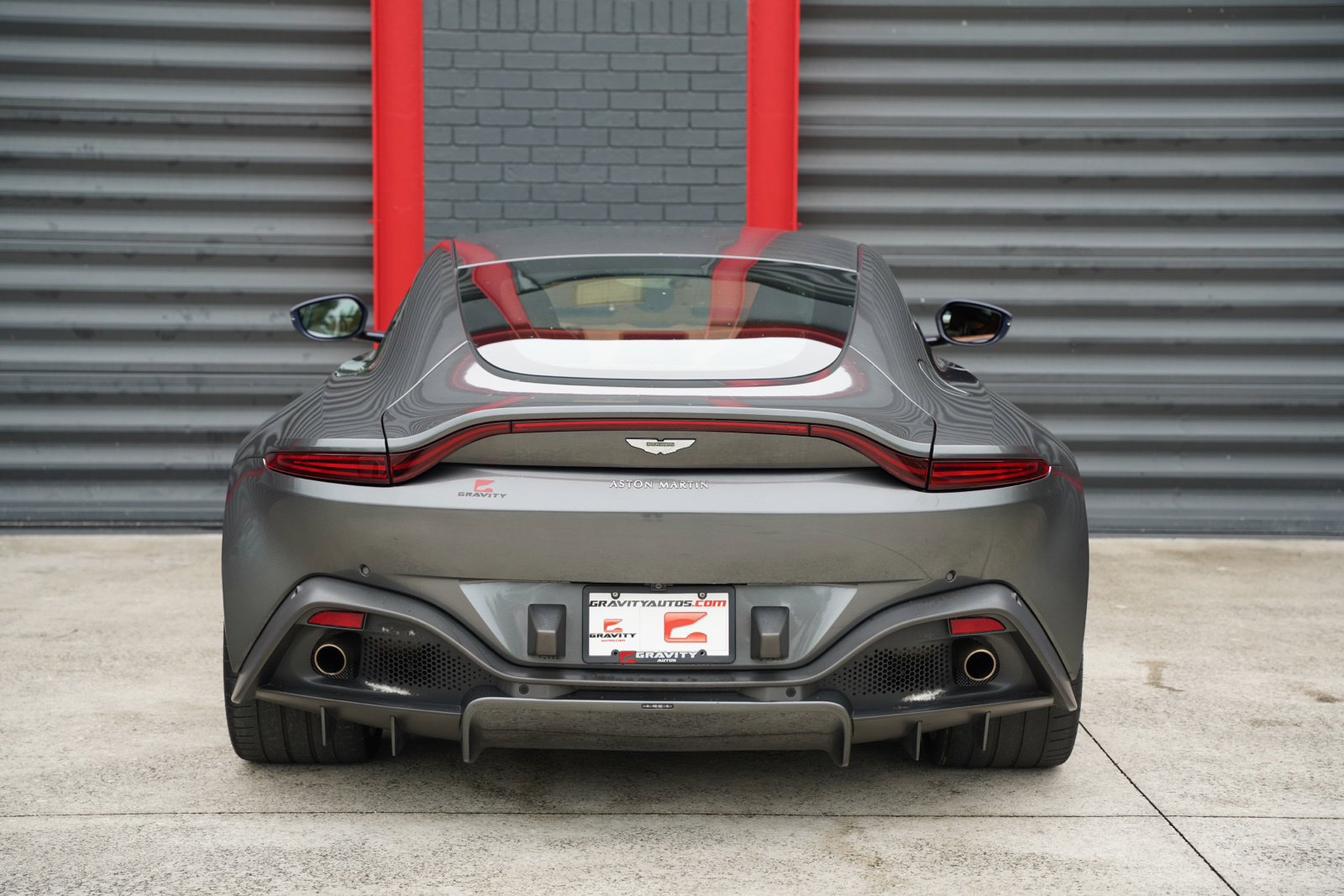 Used 2020 Aston Martin V8 Vantage Coupe RWD image 8