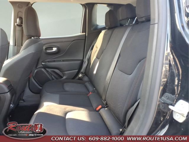 Used 2023 Jeep Renegade Trailhawk AWD/4WD image 24