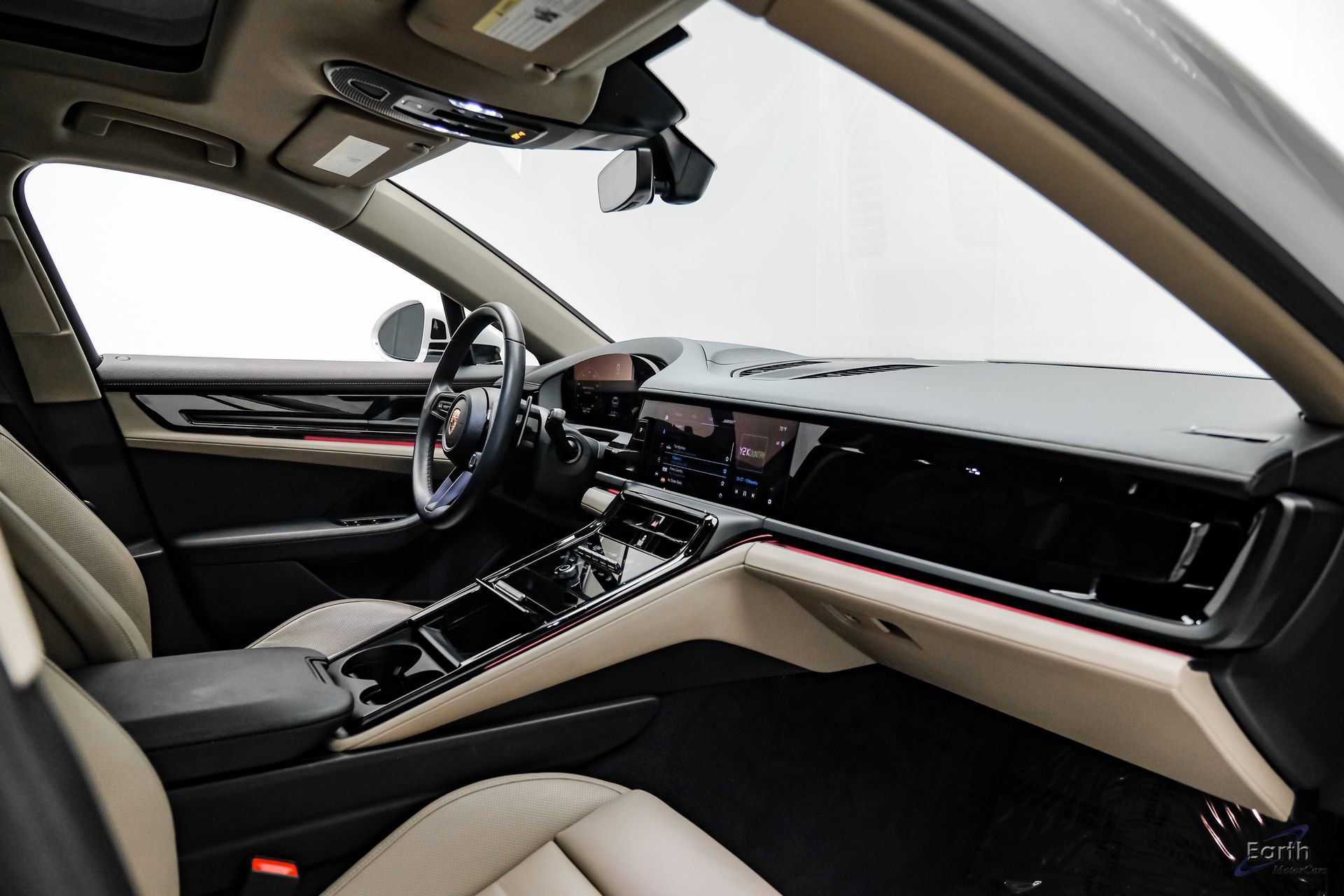 Used 2025 Porsche Panamera w/ Premium Package RWD image 42