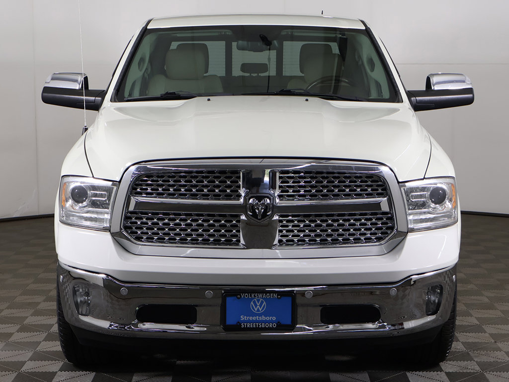 Used 2017 RAM 1500 Laramie w/ Convenience Group AWD/4WD image 10