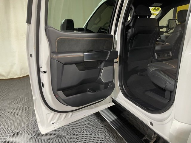 Used 2024 Ford F450 Platinum image 17