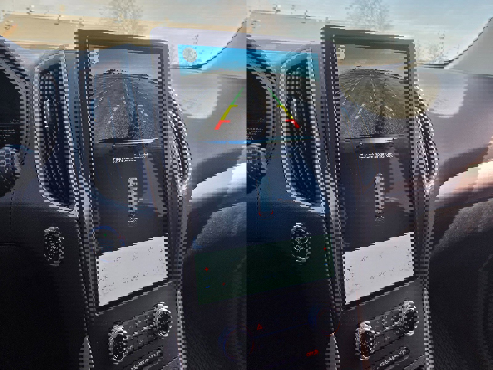 Certified 2024 Ford Edge SEL w/ Convenience Package image 26