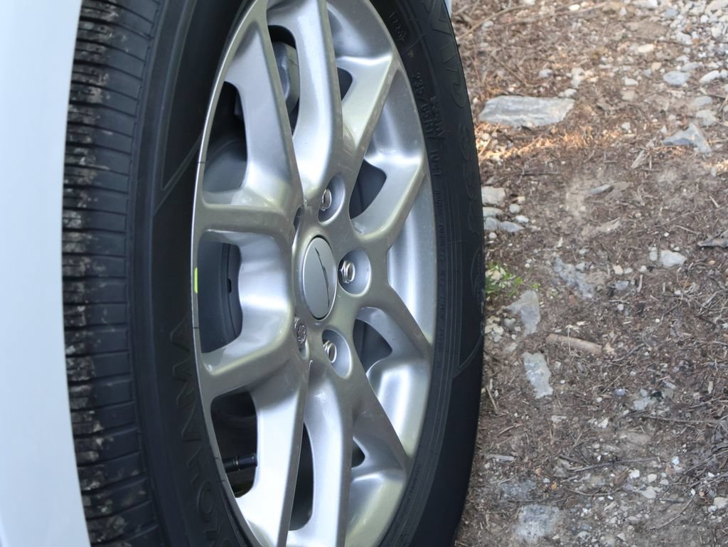 New 2027 Chrysler Pacifica Select FWD image 25