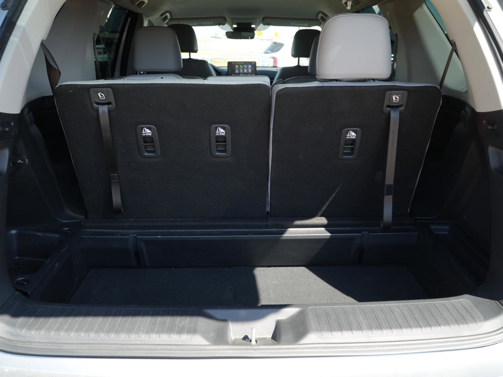 Used 2024 Honda Pilot EX-L image 8