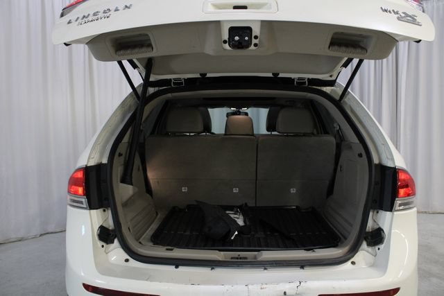 Used 2012 Lincoln MKX AWD image 32
