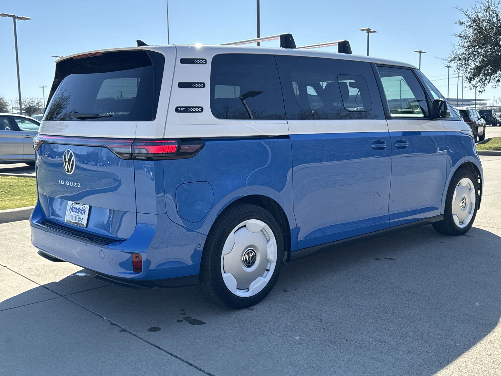 New 2025 Volkswagen ID. Buzz 1st Edition image 5