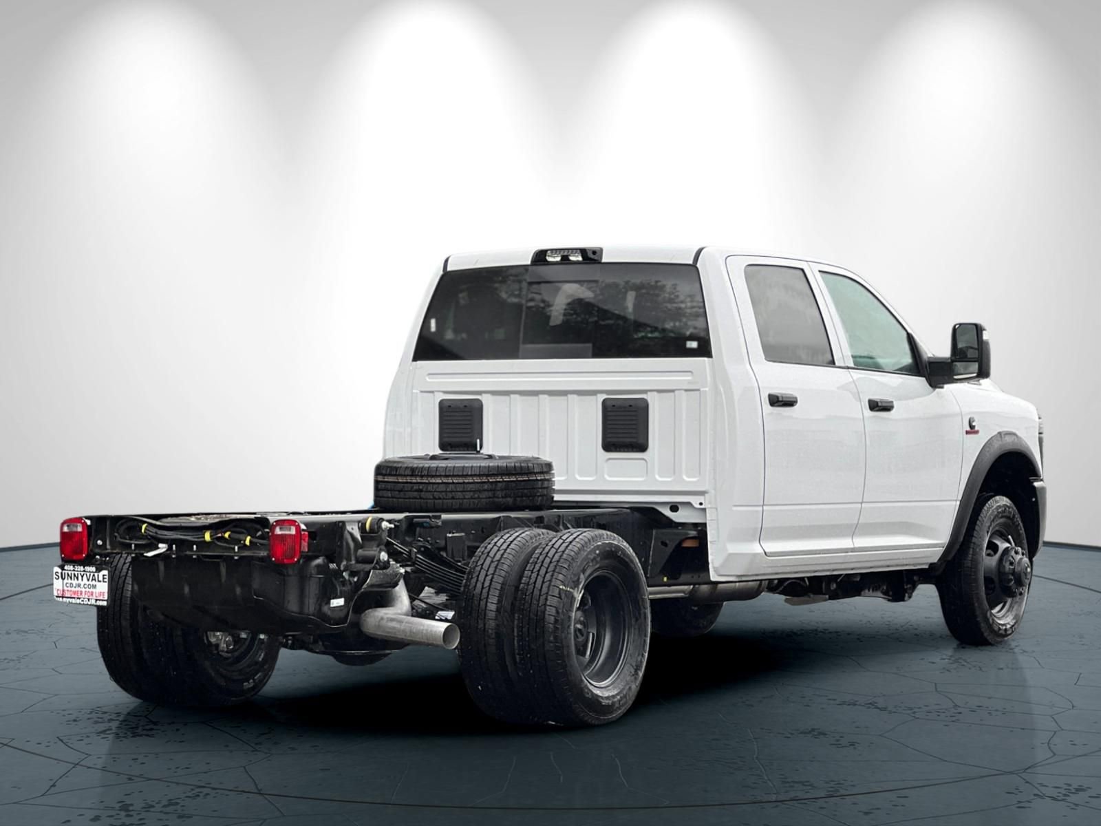 New 2026 RAM 3500 Tradesman AWD/4WD image 4