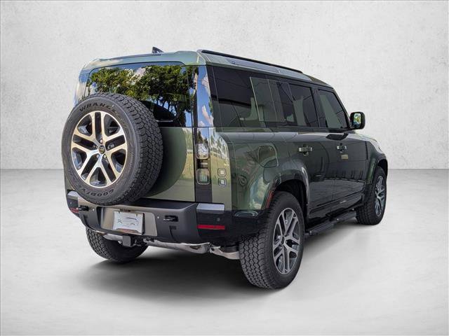 New 2026 Land Rover Defender 110 X-Dynamic SE video 2