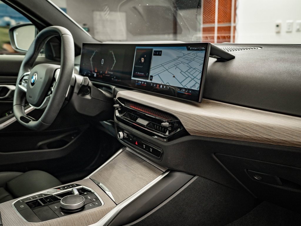 Used 2025 BMW 330i xDrive Sedan image 22