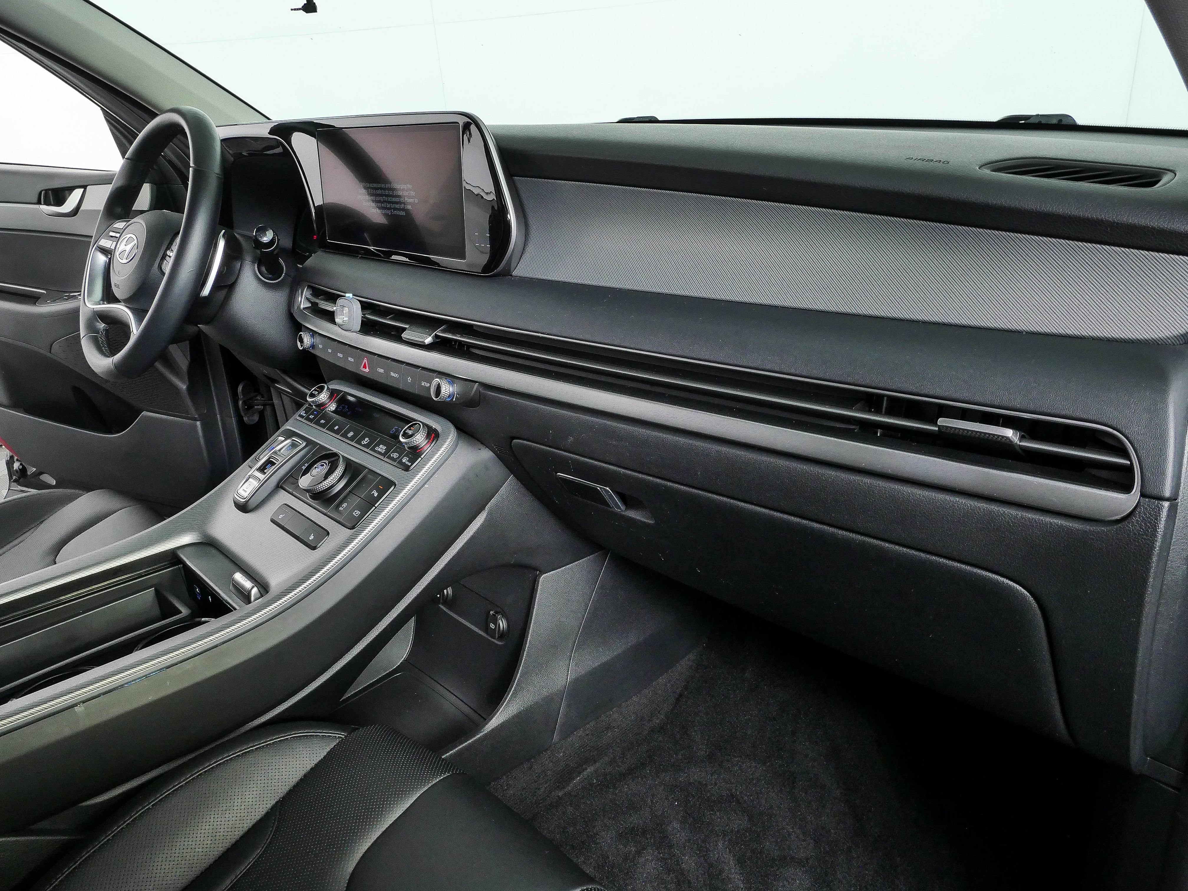 Used 2024 Hyundai Palisade SEL FWD image 23