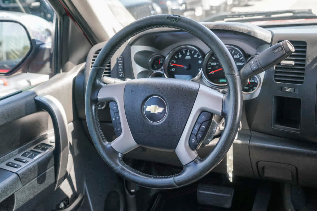 Used 2013 Chevrolet Silverado 1500 LT RWD image 14