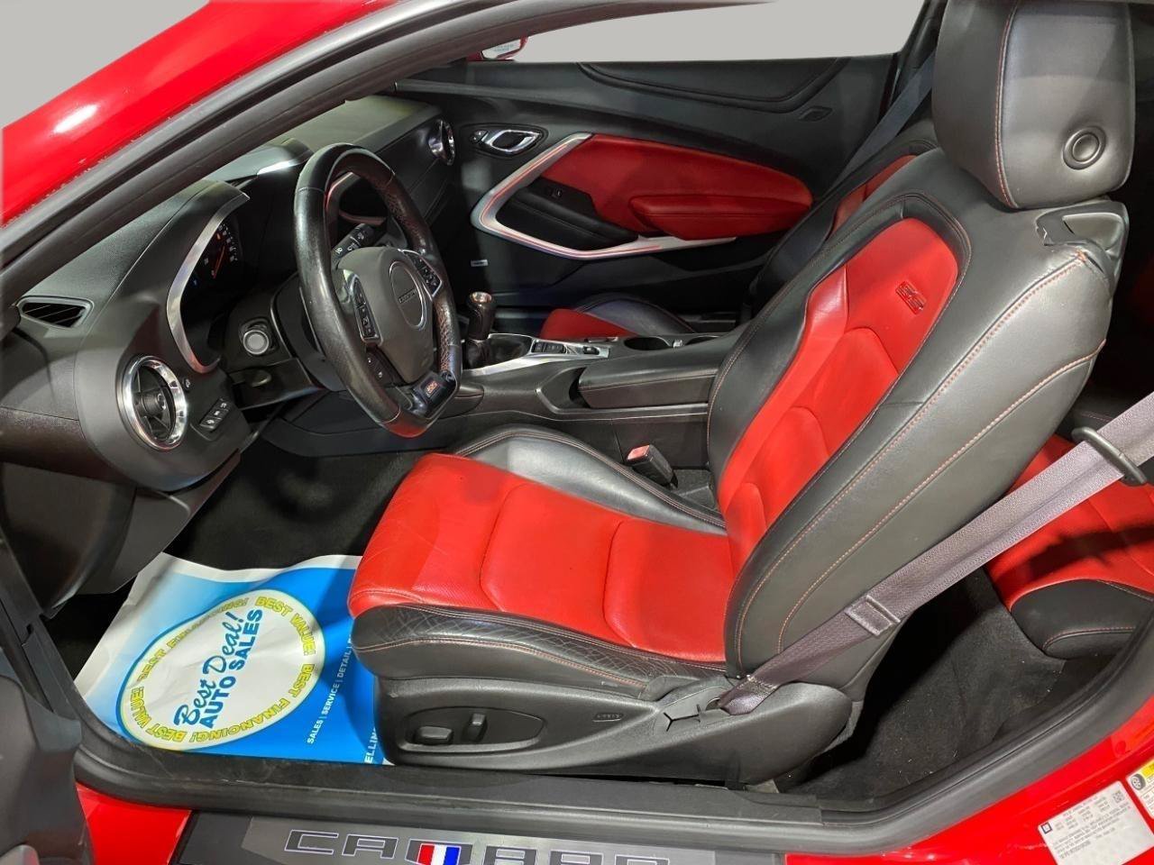 Used 2016 Chevrolet Camaro SS RWD image 14