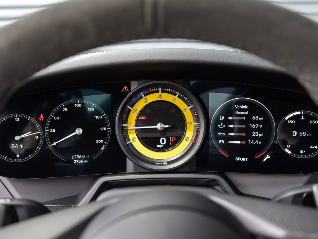Used 2023 Porsche 911 Carrera image 17