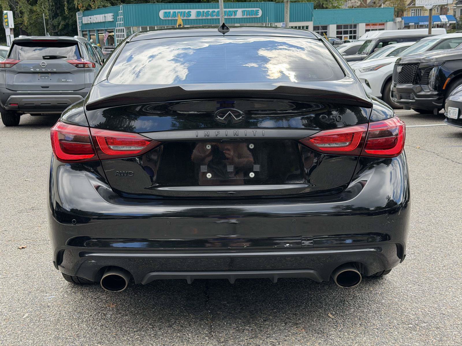 Used 2021 INFINITI Q50 Luxe w/ Cargo Package AWD/4WD image 4