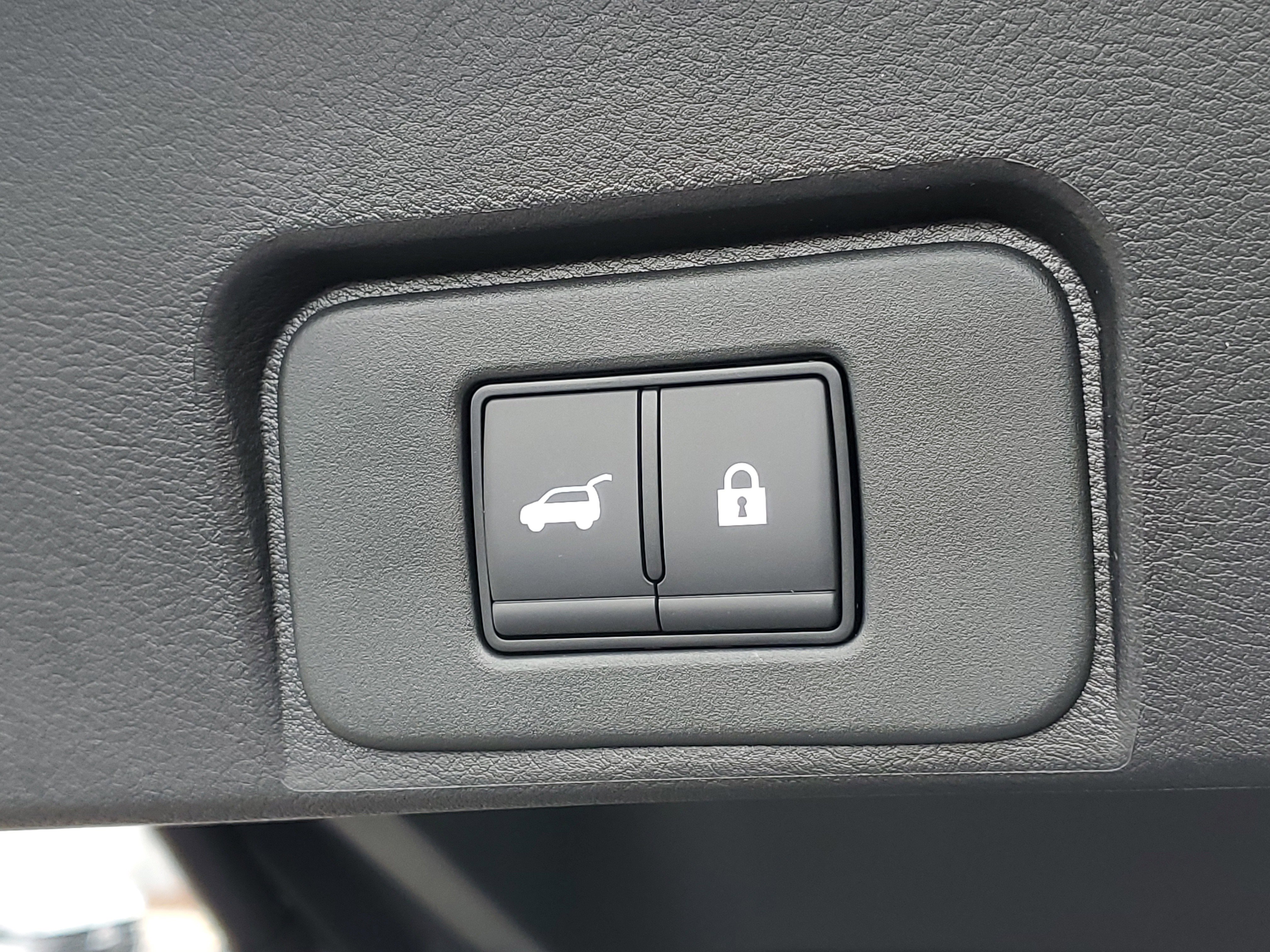 New 2026 Nissan Rogue SV w/ Cold Weather Package image 30