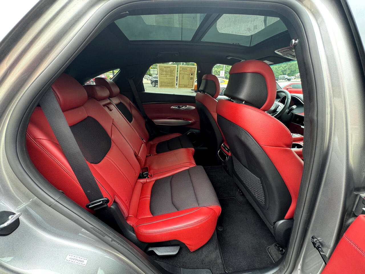 Used 2022 Genesis GV70 2.5T w/ Sport Prestige Package image 16