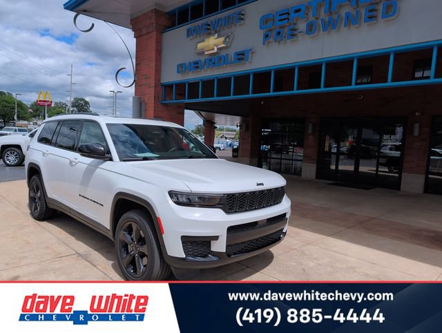 Used 2023 Jeep Grand Cherokee L Laredo AWD/4WD image 1