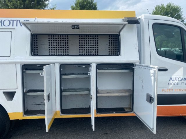 Used 2019 Freightliner Sprinter 3500 w/ Premium Package RWD image 9