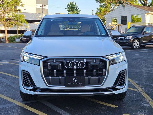 Certified 2025 Audi Q7 3.0T Prestige AWD/4WD image 2