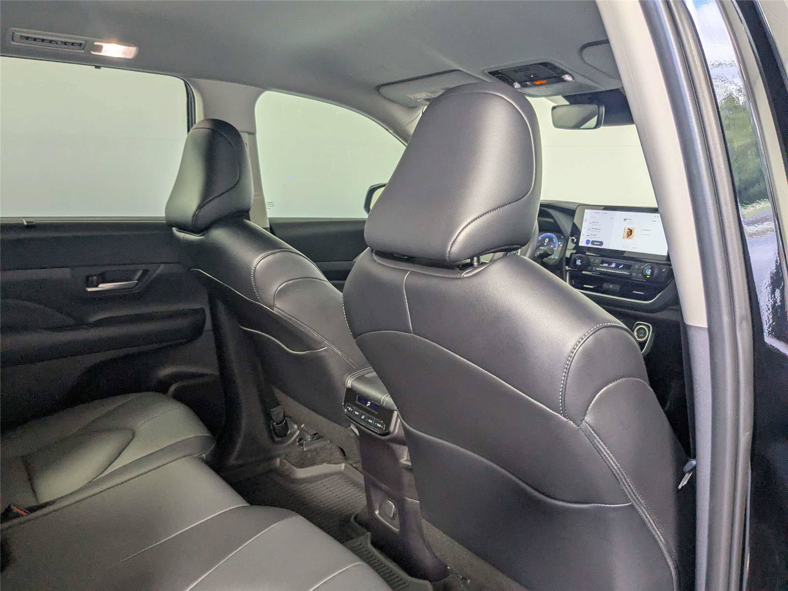 Certified 2025 Toyota Grand Highlander AWD Hybrid image 30