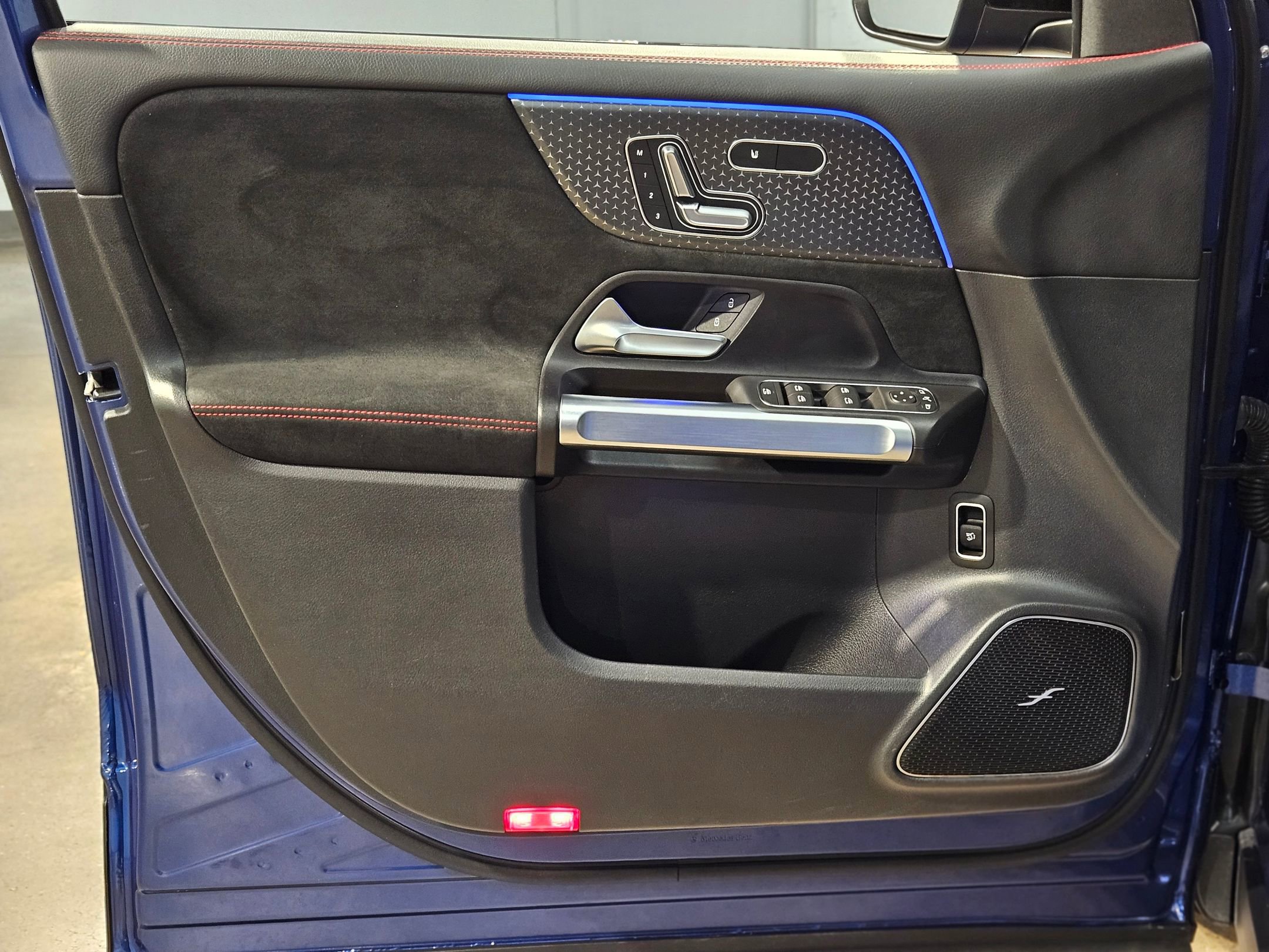 Used 2024 Mercedes-Benz GLB 250 image 20