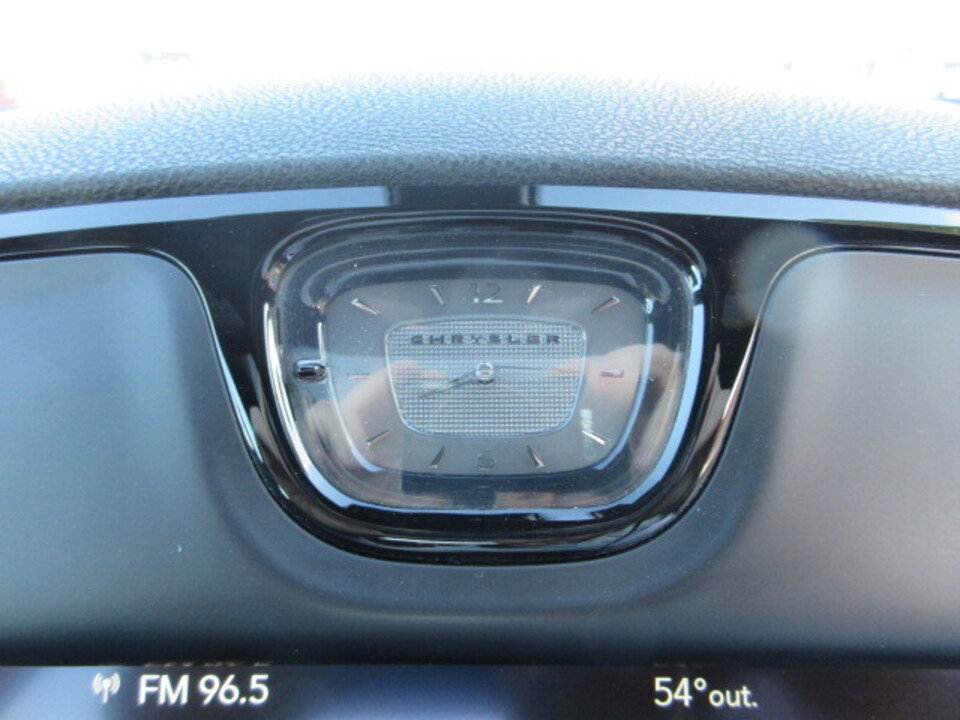 Used 2023 Chrysler 300 S w/ Comfort Group image 34