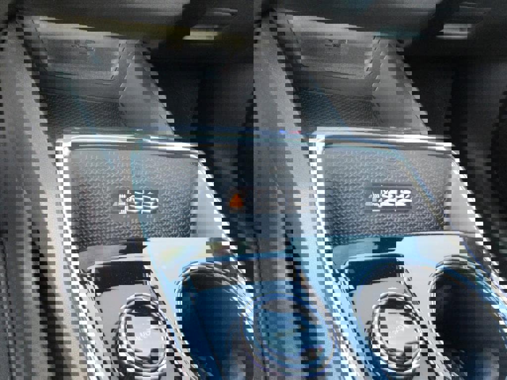 New 2026 Chevrolet Equinox RS w/ Convenience Package III image 27